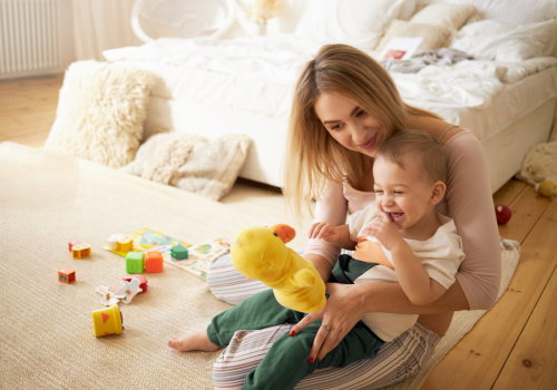 وظایف پرستار کودک در منزل